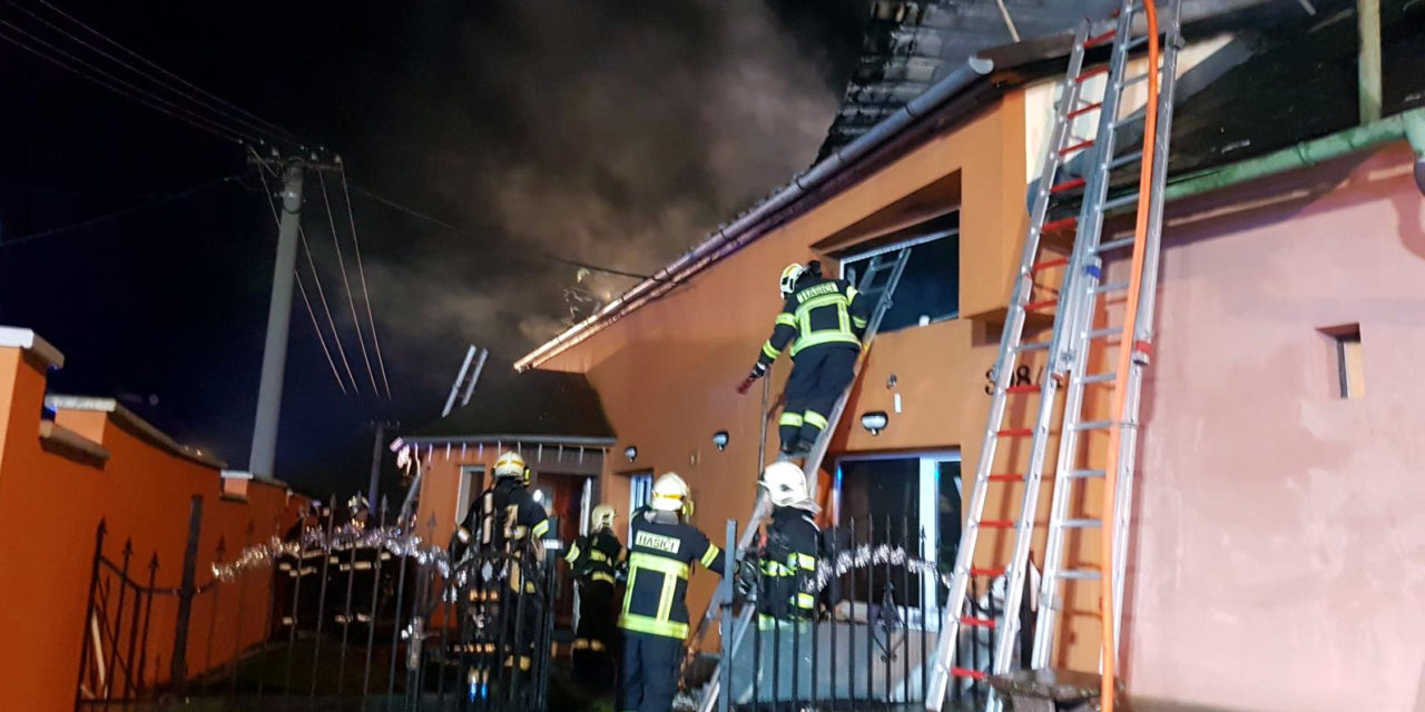 V Mostkovicích řádil požár, škoda je milion